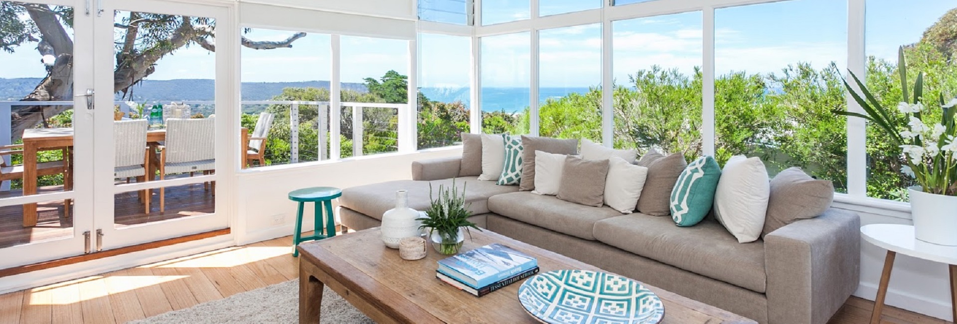 Mourtzouchos Real Estate